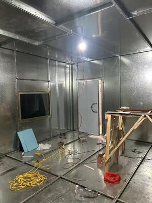 Harga yang bagus Ruang Perisai RF dengan Efektivitas Perisai 100dB, Ukuran Ruang yang Dapat Dikustomisasi, dan Filter RC dengan Impedansi 50 Ohm untuk Perlindungan EMI on line